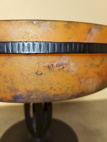 COUPE EN PATE DE VERRE ET FER FORGE SIGNEE LORRAIN