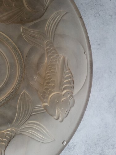 COUPE EN VERRE BEIGE ART DECO DECOR DE POISSONS