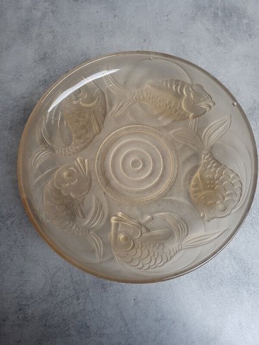 COUPE EN VERRE BEIGE ART DECO DECOR DE POISSONS