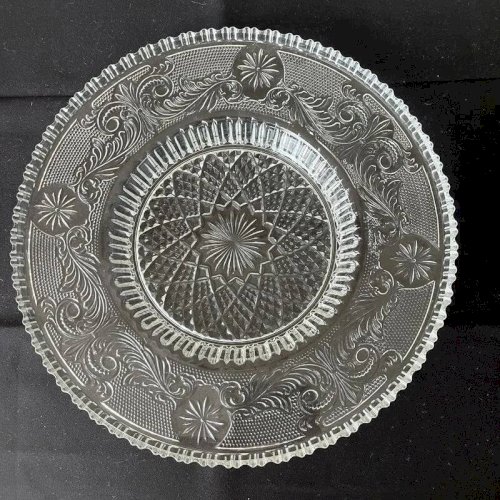 Coupe en verre moulé