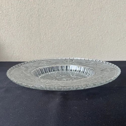 Coupe en verre moulé