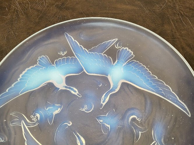 COUPE EN VERRE OPALESCENT CANARDS ET POISSONS N° 29
