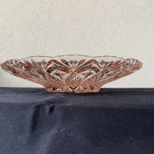 Coupe en verre rosé