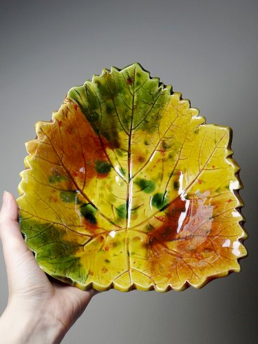 Coupe feuille d'automne céramique barbotine vintage