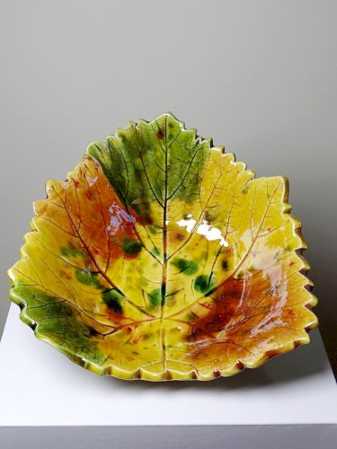 Coupe feuille d'automne céramique barbotine vintage
