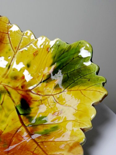 Coupe feuille d'automne céramique barbotine vintage