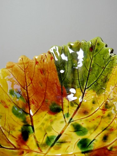Coupe feuille d'automne céramique barbotine vintage