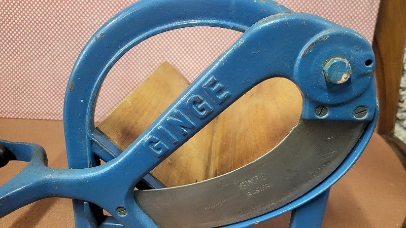 COUPE PAIN TRANCHEUSE A PAIN GINGE RUSTFRI