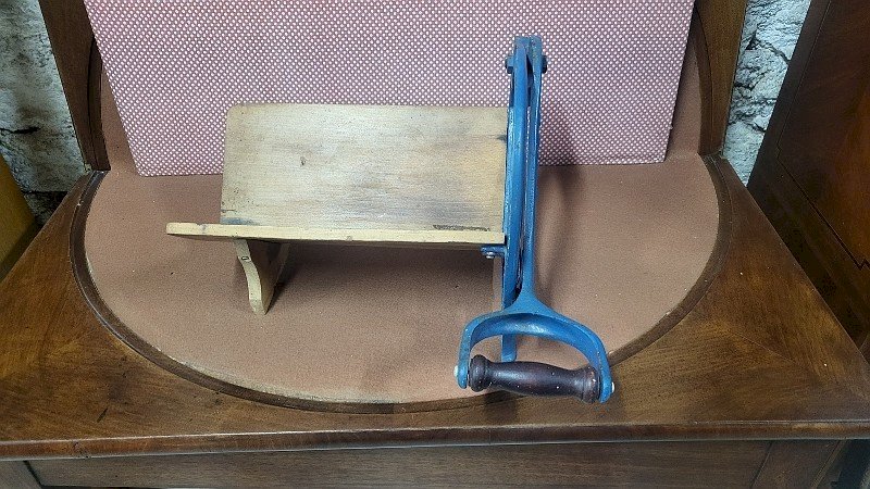 COUPE PAIN TRANCHEUSE A PAIN GINGE RUSTFRI