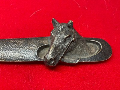 coupe papier en bronze argenté animalier cheval . R. Derosa .