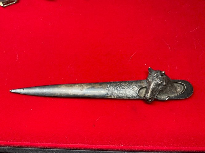 coupe papier en bronze argenté animalier cheval . R. Derosa .