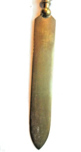 Coupe papier Napoléon III, bronze sculpté d'acanthes et ajouré