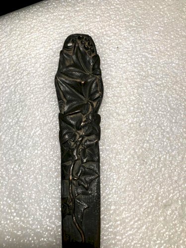 Coupe papier, Ouvre lettre ART DECO fleurs  G A Chenus en bronze 30,5 Cm