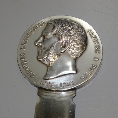 -COUPE PAPIER OUVRE LETTRES PORTRAIT CHARLES CHRISTOFLE ORFEVRE A PARIS  D