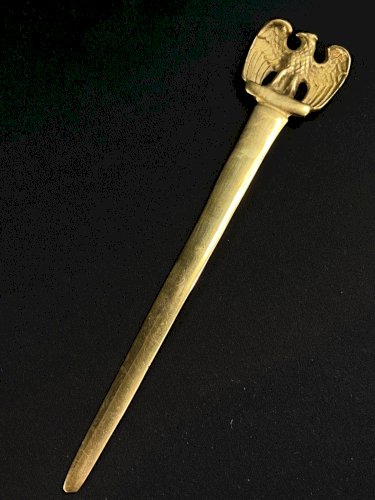Coupe papier style Empire en bronze doré à décor de l'aigle impérial