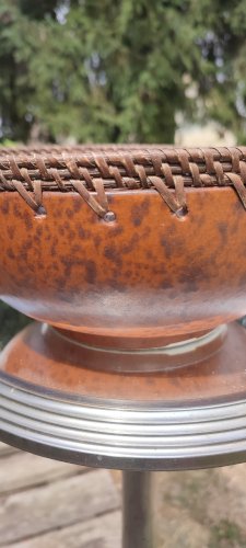Coupe poterie Rinjani Lombok Indonésie Argile et rotin