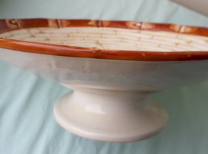 Coupe sur pied en céramique bambou