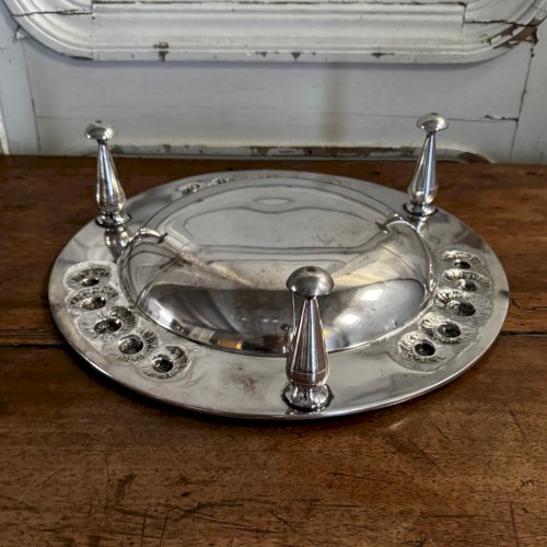 Coupe sur pied en métal argenté Art Déco par Romepla 1930 décor floral M3673