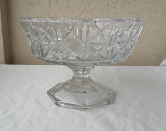 Coupe sur pied en verre