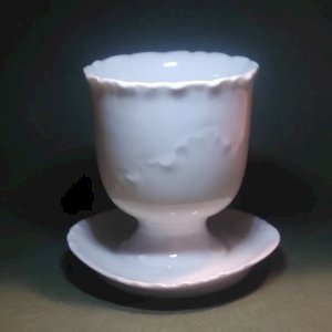 Footed bowl for sauce or appetizer in Limoges porcelain