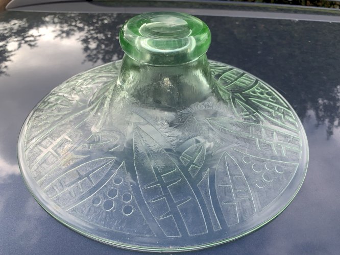 Coupe verre dégagé à l'acide et ouraline art déco signée Fains très bel état