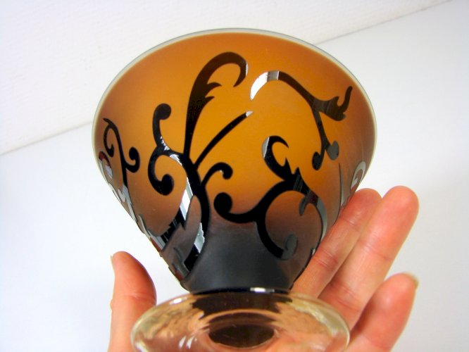Coupe Verre sur Piédouche à Décor Dégagé à l'Acide pas Signée TBE