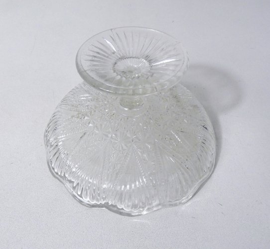 Coupelle ancienne en verre pressé – Belle Époque – 17 cm