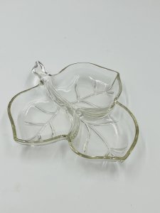 Coupelle feuille en verre vintage