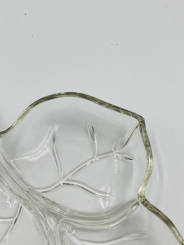 Coupelle feuille en verre vintage