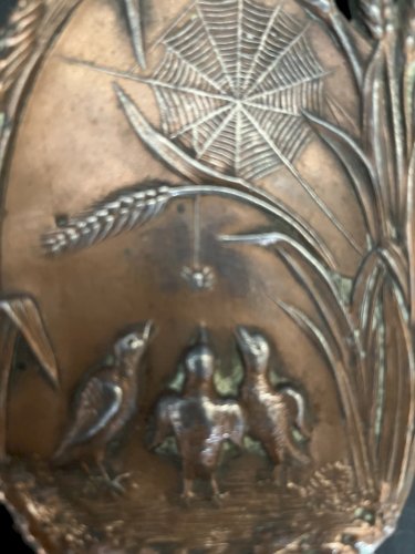 Coupelle vide-poche  en régule à décor d'oisillons