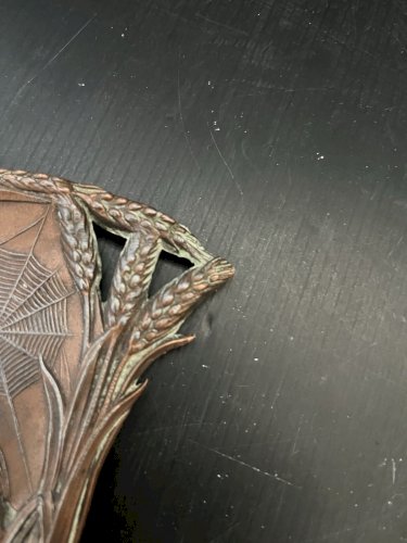 Coupelle vide-poche  en régule à décor d'oisillons