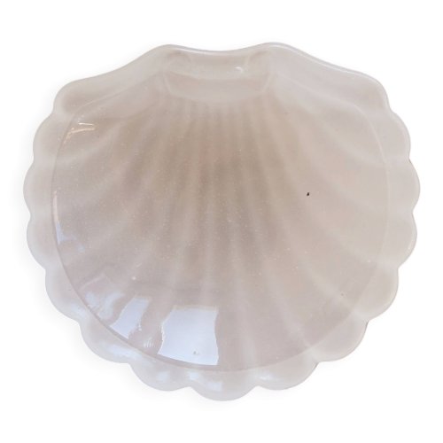 Coupelle vintage coquillage en verre moulé blanc