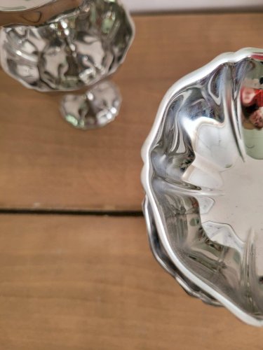 Coupelles fleurs en inox vintage