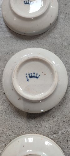 Coupelles "Mamezara" Japonaises Vintage , signature Couronne