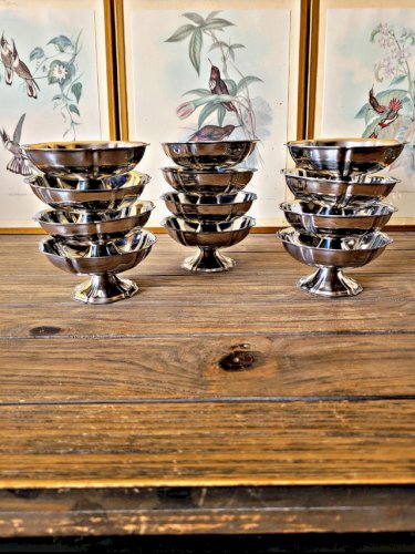 Coupes glaces inox Guy Degrenne, coupes basses forme de fleur