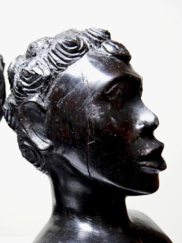 Couple de bustes Malgaches bois exotique foncé sculpté artisanat années 40-70