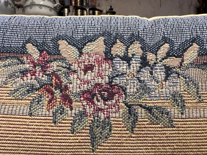 Coussin tapisserie instruments musique 45cm déhoussable vintage