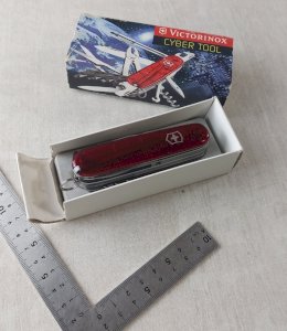 Couteau de poche multifonction, Victorinox Cyber Tool ^