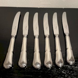 Couteaux en métal argenté