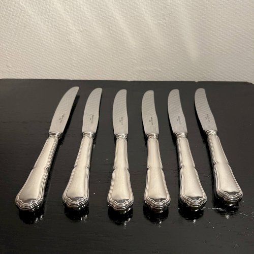 Couteaux en métal argenté