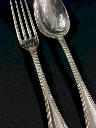 Couvert à entremets métal argenté style Louis XVI signé Christofle modèle Rubans