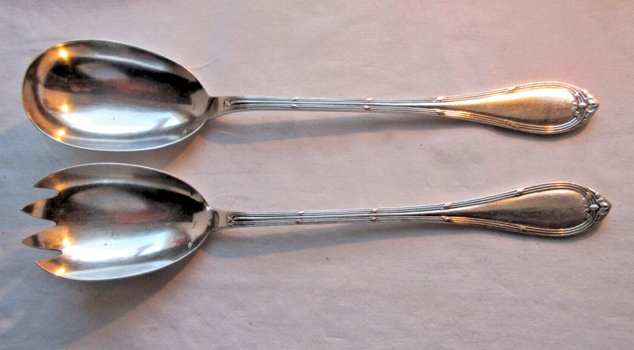 Couverts à salade style Louis XV, beau métal argenté signé CAYLAR BAYARD