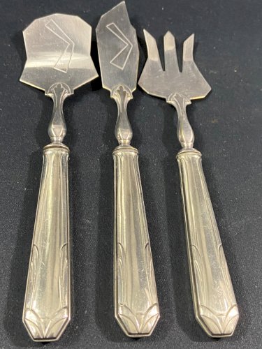 Couverts de service à entremets en métal argenté 1930-1950
