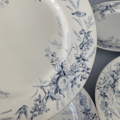 CREIL ET MONTEREAU lot 5 assiettes terre de fer décor LINOTTE ~22.8cm