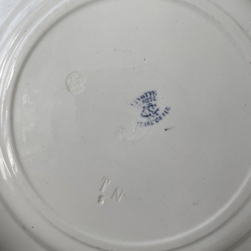 CREIL ET MONTEREAU lot 5 assiettes terre de fer décor LINOTTE ~22.8cm