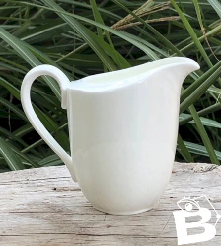 Crémier blanc en porcelaine Villeroy & Boch modèle Arco Weiss