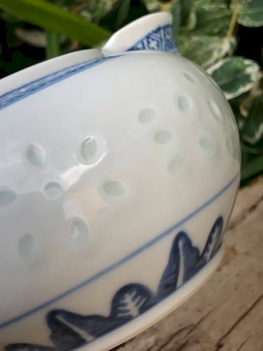Crémier en porcelaine blanc et bleu