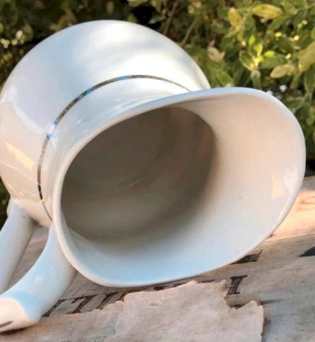 Crémier rétro vintage blanc liseré argenté en porcelaine CH-R