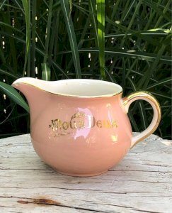 Crémier rose et doré Villeroy & Boch