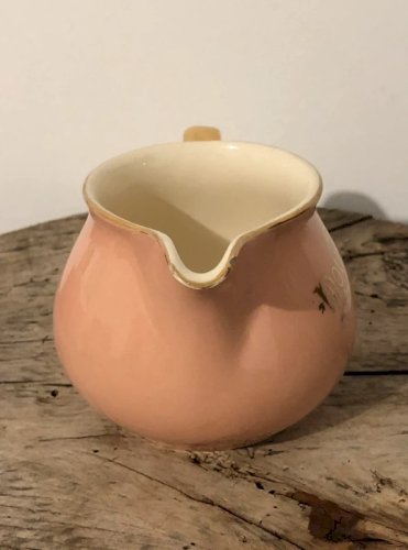 Crémier rose et doré Villeroy & Boch